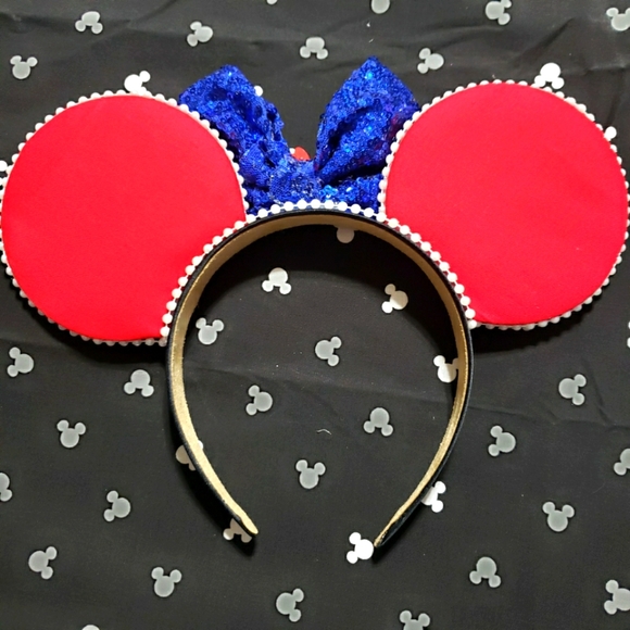 Minnie Mouse Disney Style Ears - Picture 4 of 4